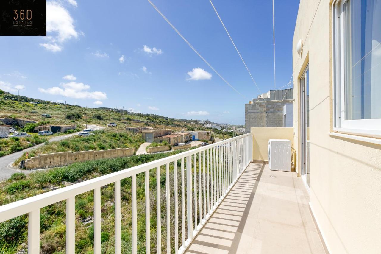 세인트폴스베이 Lux Sea Front Penthouse With Breathtaking Views In St Pauls By 360 Estates 아파트 외부 사진