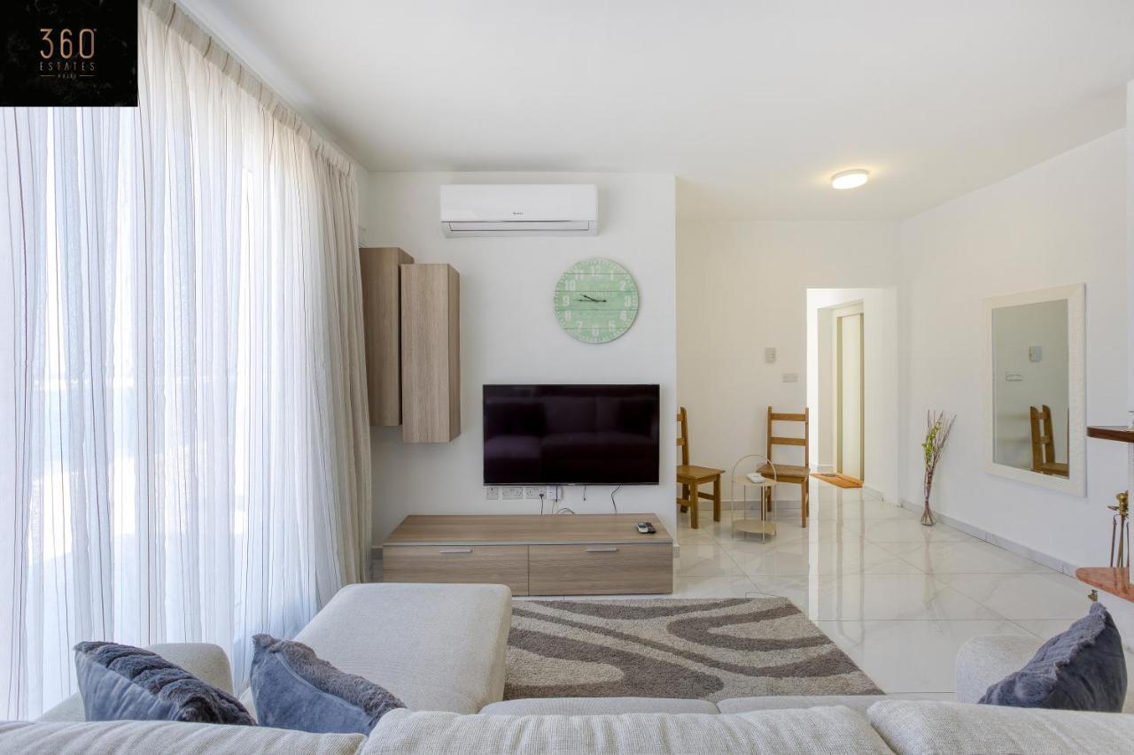 세인트폴스베이 Lux Sea Front Penthouse With Breathtaking Views In St Pauls By 360 Estates 아파트 외부 사진