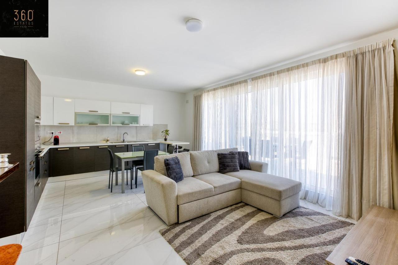 세인트폴스베이 Lux Sea Front Penthouse With Breathtaking Views In St Pauls By 360 Estates 아파트 외부 사진