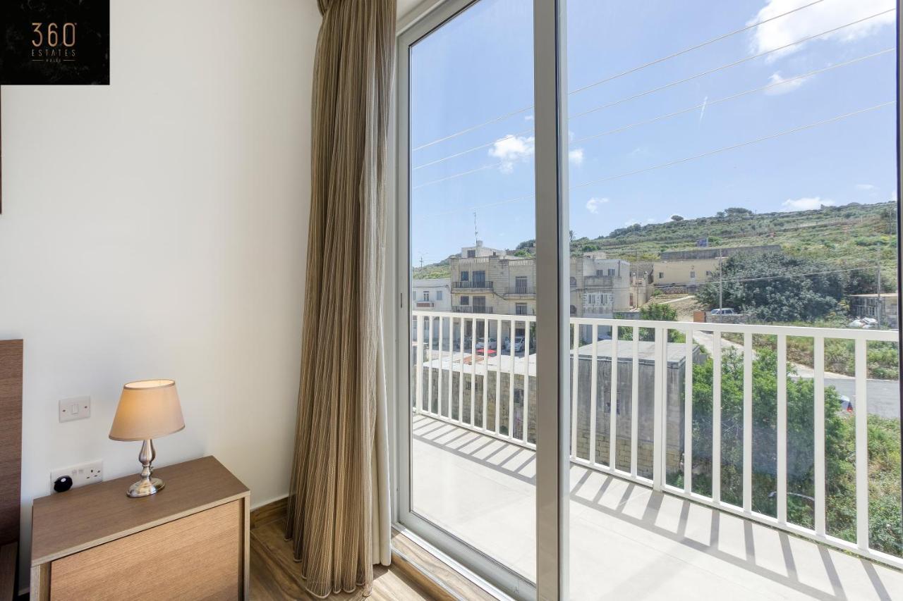 세인트폴스베이 Lux Sea Front Penthouse With Breathtaking Views In St Pauls By 360 Estates 아파트 외부 사진